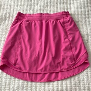 Lululemon skirt (Pink) size 10